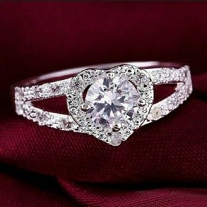 Size 7 .925 sterling silver heart ring
